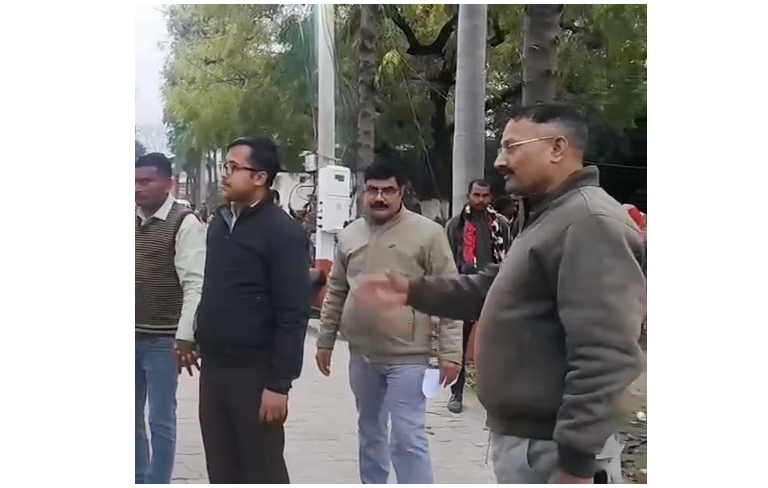 Major Anti-Corruption Action in Lucknow, Consolidation Clerk Arrested for Bribery