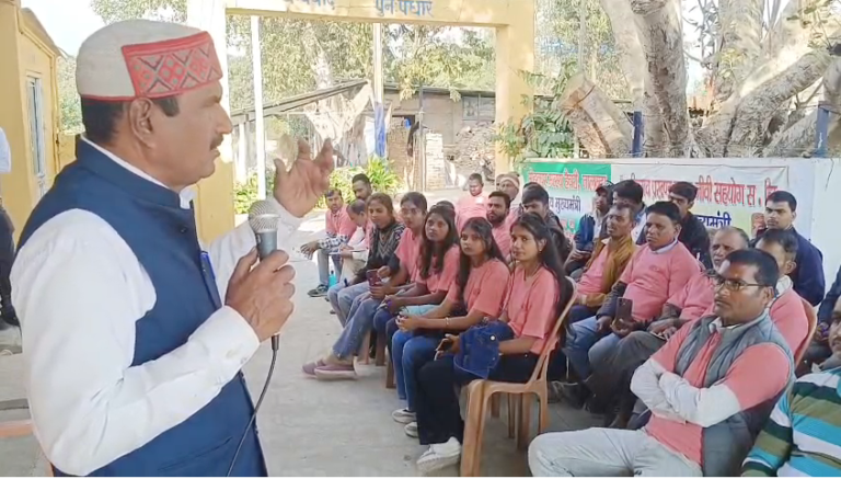 60 Fish Farmers from Rohtas Visit Nalanda Hatchery, Learn Modern Fish Farming Techniques