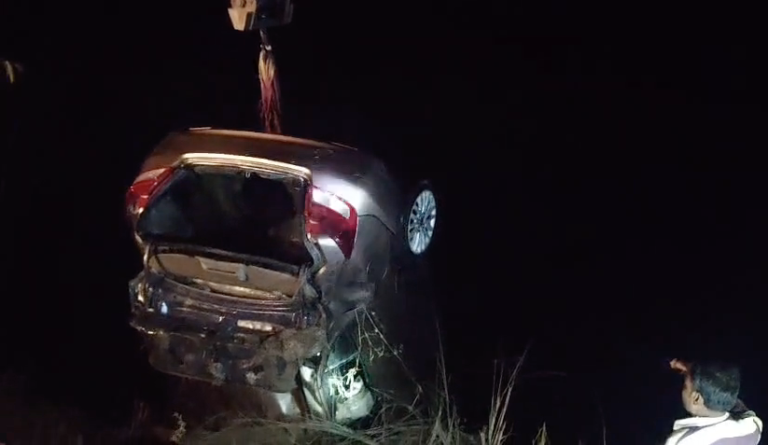 Sitapur Breaking: Missing Car Found in Sharda Sahayak Canal, Body Recovered Inside