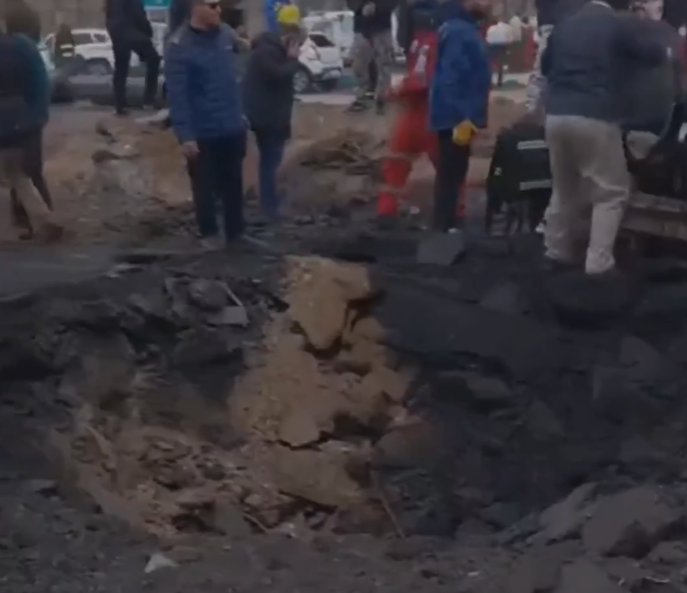 Airstrike Hits Major Intersection in Tehran, Several Killed and Injured