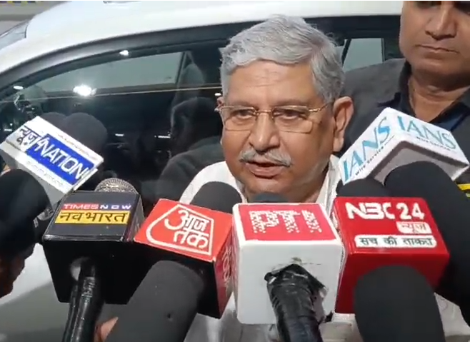 Nishant Kumar's entry into Bihar politics has created a new stir.