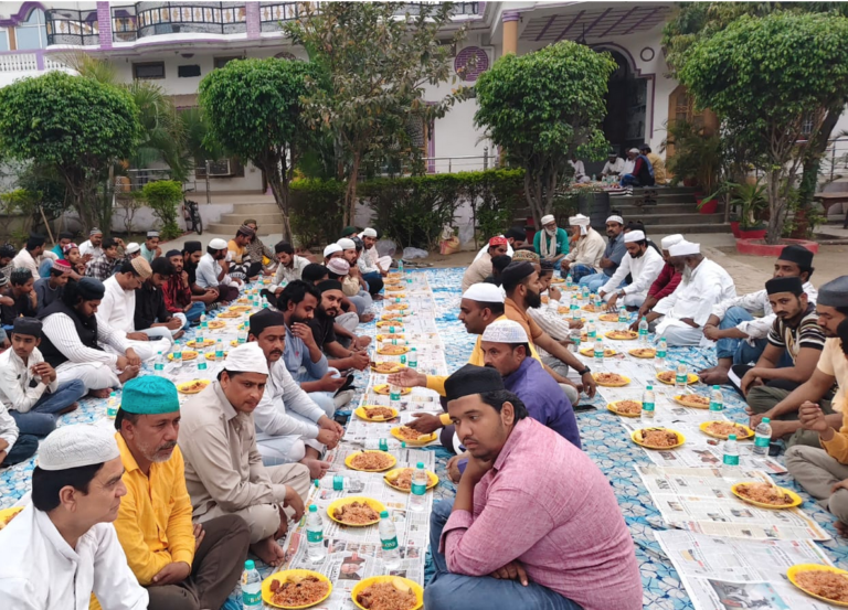 Iftar Party Held at Laddan Leader’s Residence, Prayers Offered for Peace in the Country