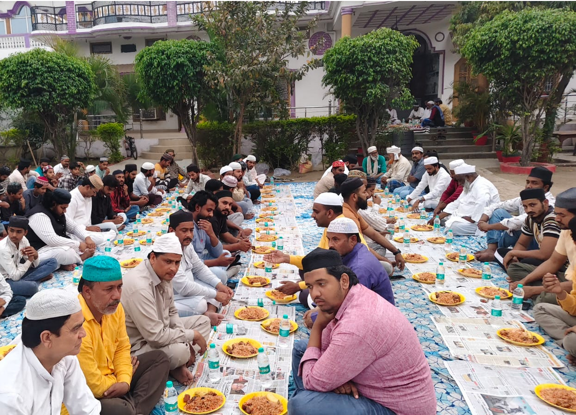 Iftar Party Held at Laddan Leader’s Residence, Prayers Offered for Peace in the Country