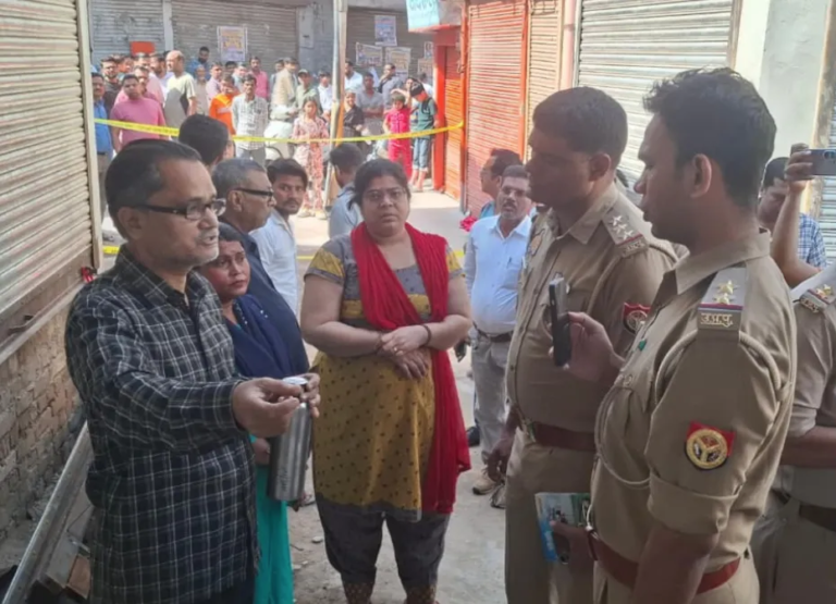 Firing in Chandausi’s Bada Bazaar, Trader Injured in Land Dispute