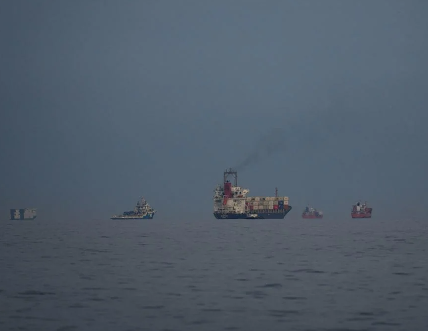 Iran Plans Law to Impose Toll on Ships Passing Through Strait of Hormuz