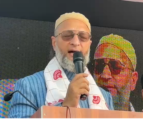 Assam: Owaisi Slams BJP-Congress in Chenga Rally, Appeals Votes for AIUDF