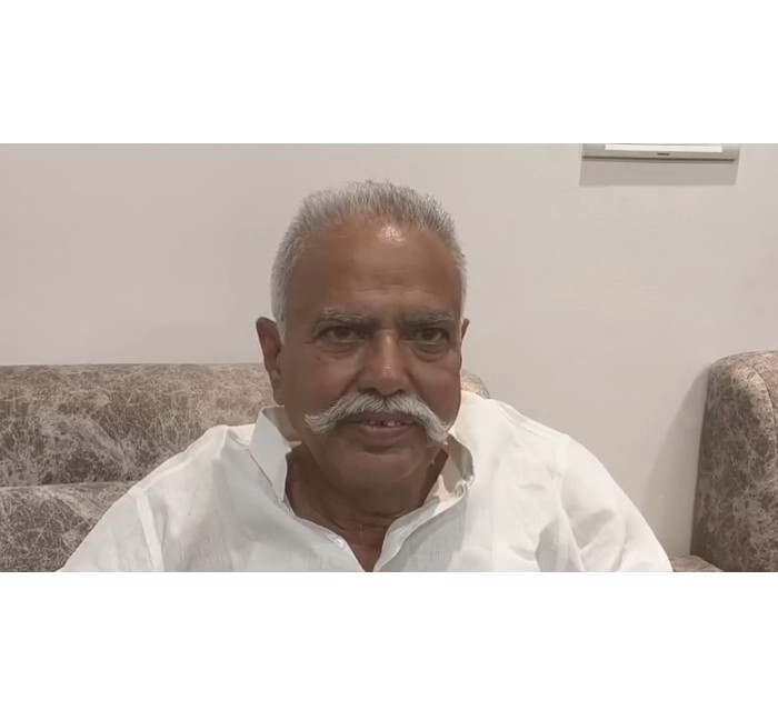 Fatehpur Tea Controversy Escalates: Dhunni Singh Hits Back at Akhilesh Yadav, Defamation Suit Warning