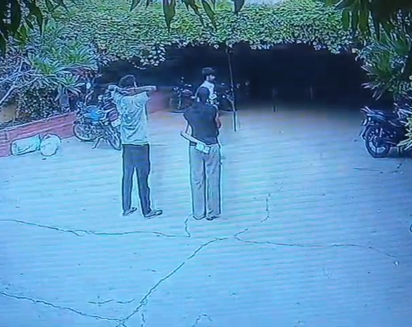 Girl Assaulted Publicly in Bilaspur, Incident Caught on CCTV