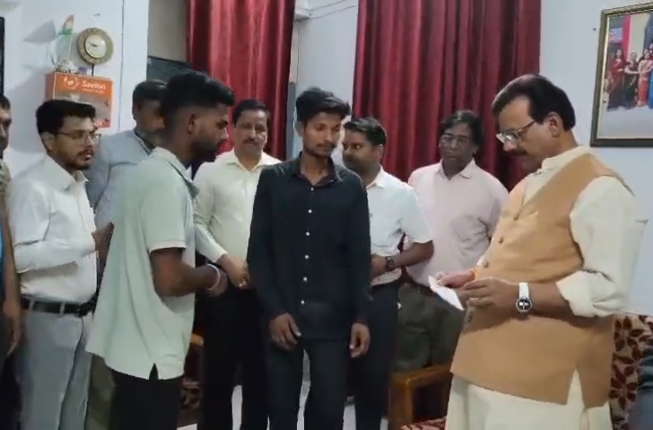 Lucknow Fire Tragedy: ₹4 Lakh Compensation Given, Relief Efforts Intensified