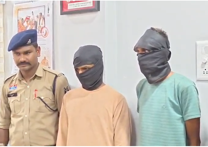 Minor Girlfriend Thrown from Train Over Marriage Pressure, 3 Arrested