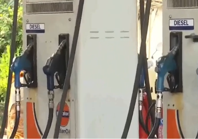 No Fuel Shortage in Andhra Pradesh: Govt Assures Adequate Supply, Orders Strict Monitoring