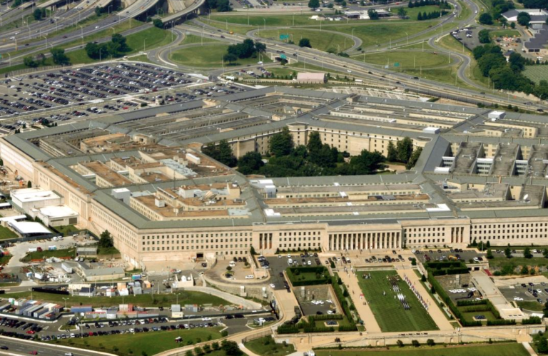 US Soldiers Spending Time in Strip Clubs Near Pentagon, Hint at Iran Deployment