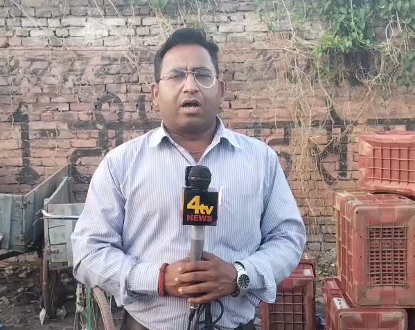 Garbage Dump on Road Sparks Anger in Lodipur Ward
