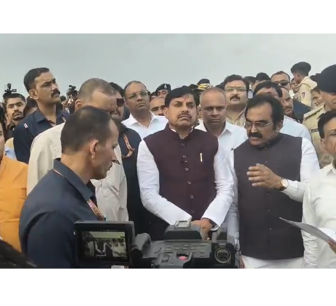 CM Takes Strict Action in Bargi Cruise Tragedy: Staff Terminated, Manager Suspended