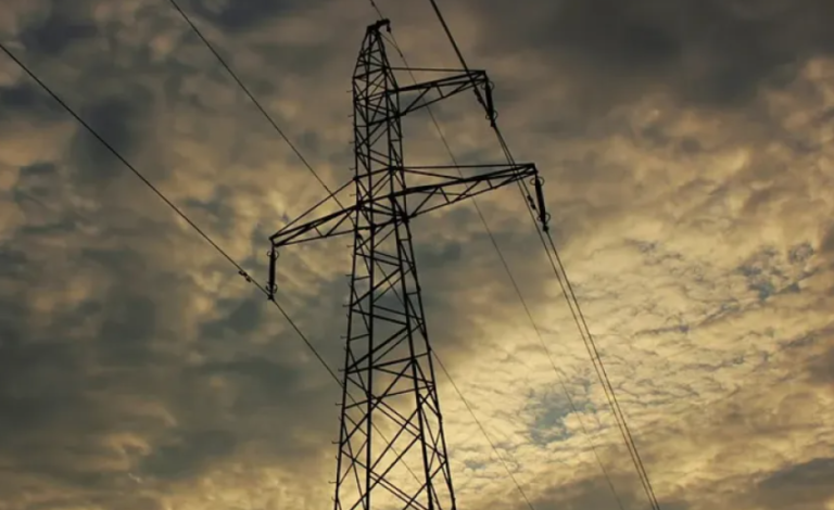 Consumers Doubled, Infrastructure Outdated: Why Uttar Pradesh Is Facing a Power Crisis