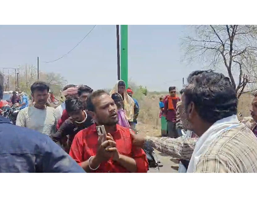 Family Protests After Teen Girl’s Death In Damoh