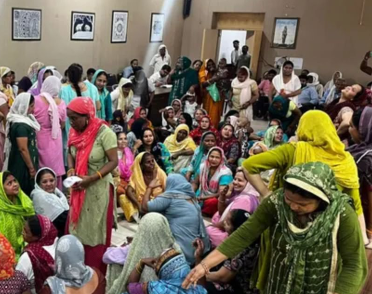 Ghaziabad Women Protest Against Smart Meters, Delhi-Meerut Road Blocked