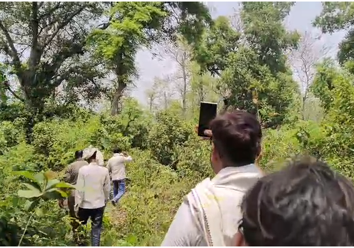 Missing Youth Found Hanging From Tree In Shravasti Forest