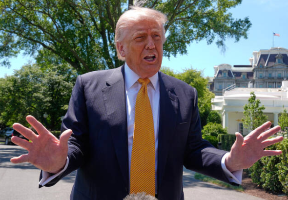 Trump Leaves for China, Says US Doesn’t Need Help on Iran Issue