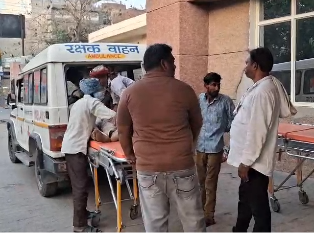 One Killed, Two Injured in Bike Accident Near Jasarathpur