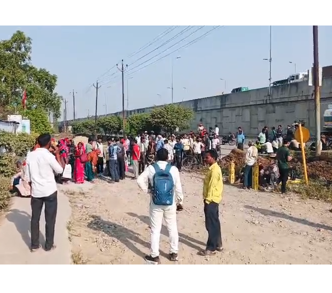 Workers Protest Intensifies in Kanpur Dehat, Strike Held Outside GPL Factory