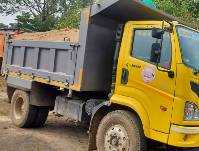 Crackdown On Illegal Sand Mining In Singrauli, Company Official Attacked During Action