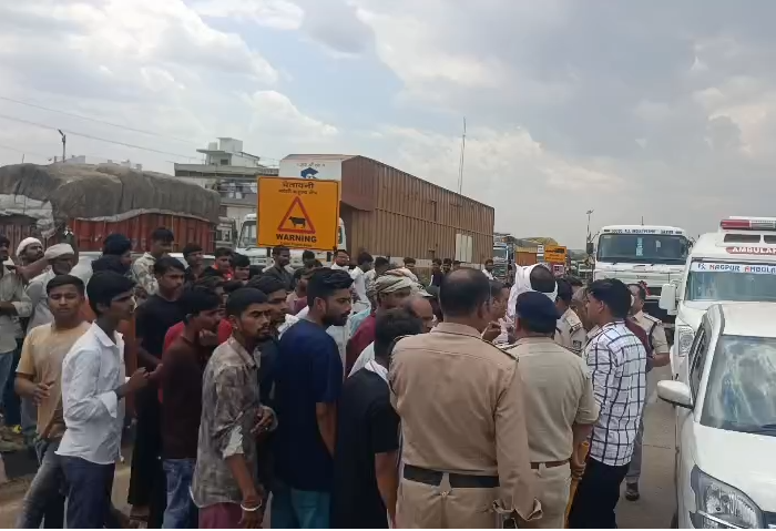 Gas Shortage Sparks Highway Protest, Consumers Block NH-30 In Sihora