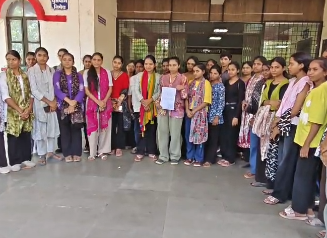 Hostel Girls Reach Collectorate, Raise Concerns Over Lack Of Basic Facilities
