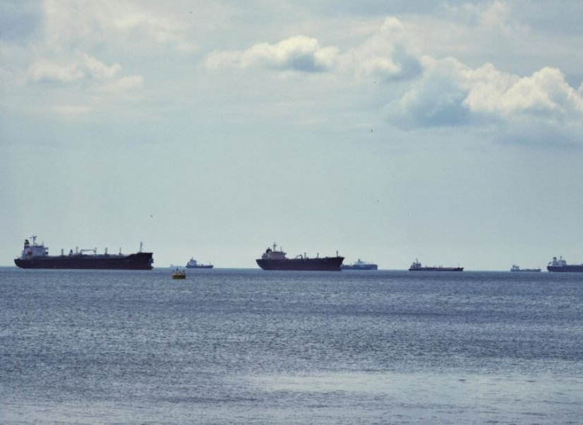 Iran Declares Strait of Hormuz Will Never Return to Pre-War Status, Agrees on Crisis Hotline