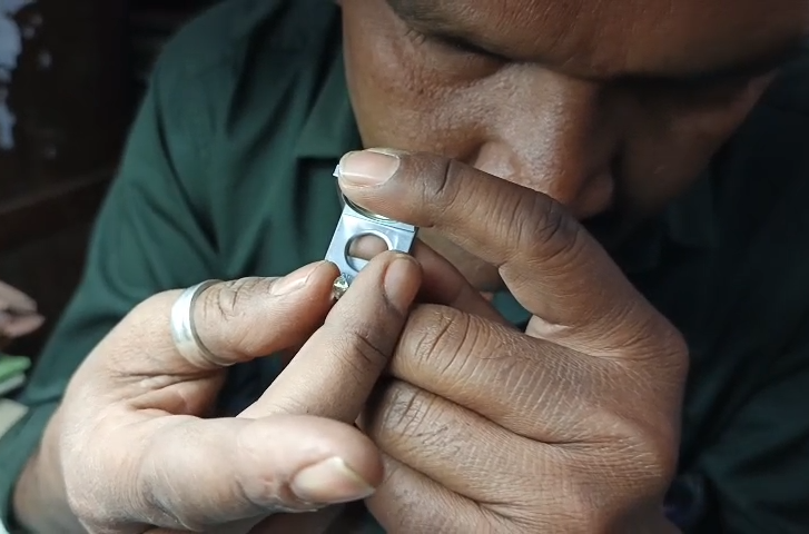 Panna’s Diamond Land Shines Again, 6.54-Carat Precious Diamond Unearthed