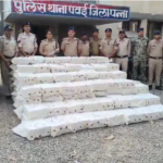 Pawai Police Seize Illegal Liquor Worth ₹18.50 Lakh, Vehicle Confiscated