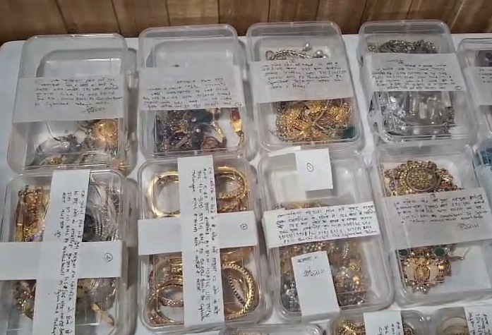 Police Seize Gold And Silver Worth ₹12 Crore, Three Arrested While Trying To Flee