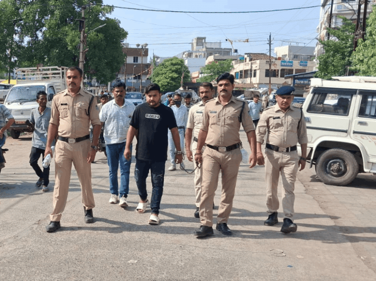 Youth Booked For Misbehaving With Traffic Officer, Police Walks Accused To Court After Vehicle Breakdown