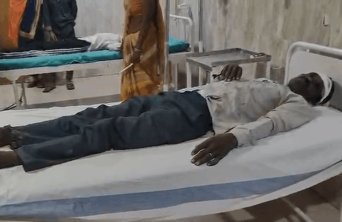 Land Dispute Turns Violent in Rajnandgaon, 12 Injured in Clash Over 18 Acres