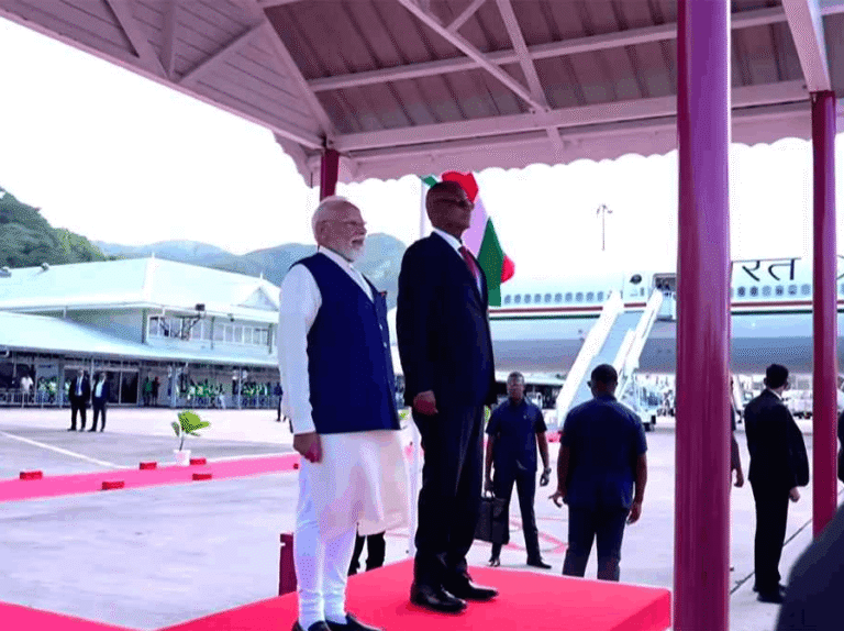 PM Narendra Modi Arrives in Seychelles, to Attend National Day as Chief Guest; India Strengthens Maritime Ties in Indian Ocean