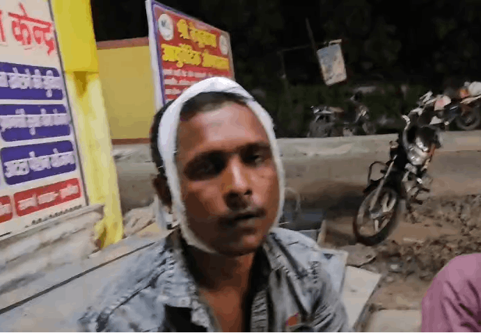 Violent Clash Over Farm Boundary in Shravasti, Several Injured; Video Goes Viral