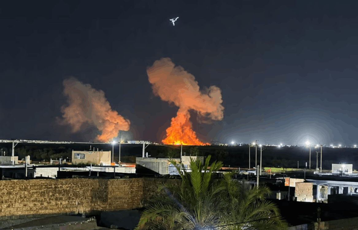 US Launches Fresh Strikes on Iran, Explosions Reported in Chabahar and Bushehr Amid Fears of Renewed Conflict