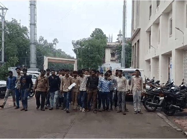 Auto Drivers Protest, Demand Designated Stand Near Char Dham Temple