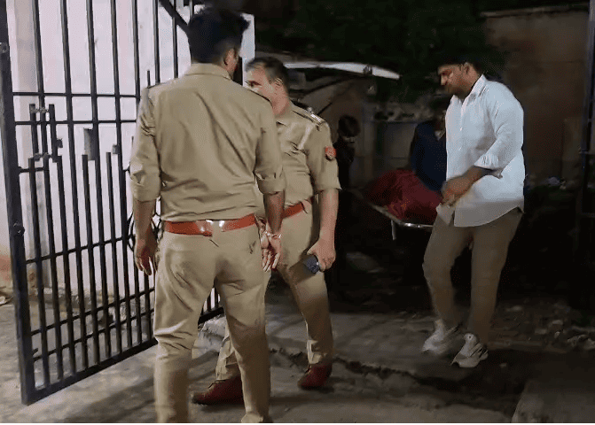 Man Found Dead Under Suspicious Circumstances Near Liquor Shop in Etah, Probe Underway