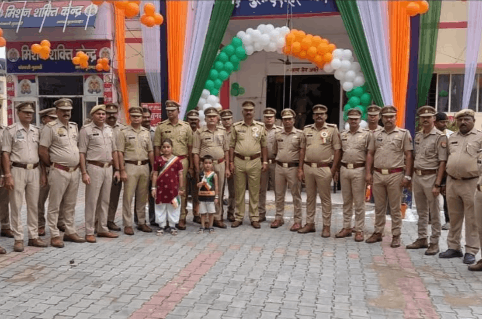 Flag Hoisting Ceremony Held at Gulawathi Police Station on 80th Independence Day