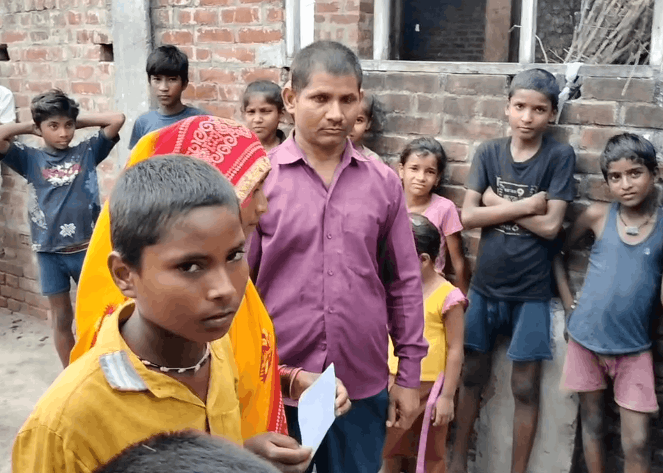 Teacher and Husband Accused of Assaulting Student in Shravasti, Probe Sought