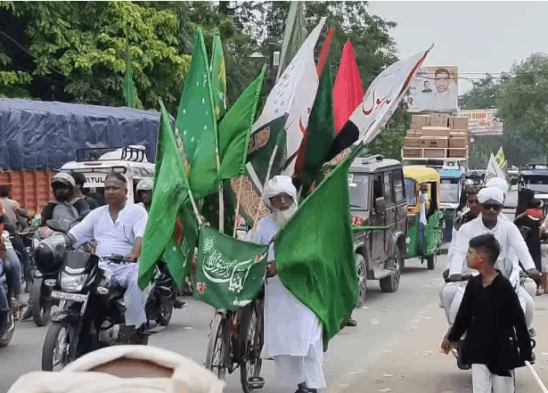 Kushinagar Celebrates Milad-un-Nabi with Grand Processions, Spreading Peace and Brotherhood