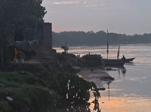Sitapur: Rising Sharda River Water Level Revives Erosion Fears in Ratanganj Village