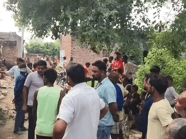 Fatehpur: 21-Year-Old Woman Dies by Suicide at Home, Police Probe Underway