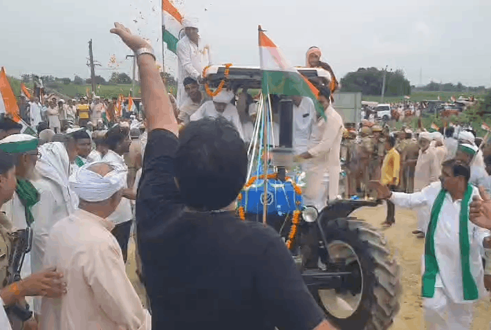 Farmers Hold Massive Tractor Tiranga Rally on Delhi-Dehradun Expressway Over Ganganoli Cut Demand