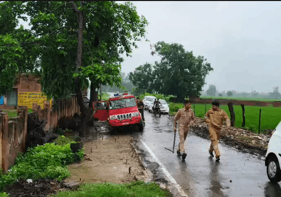 Uncle and Nephew Killed After Mud Wall Collapses on House Amid Heavy Rain in Shahjahanpur