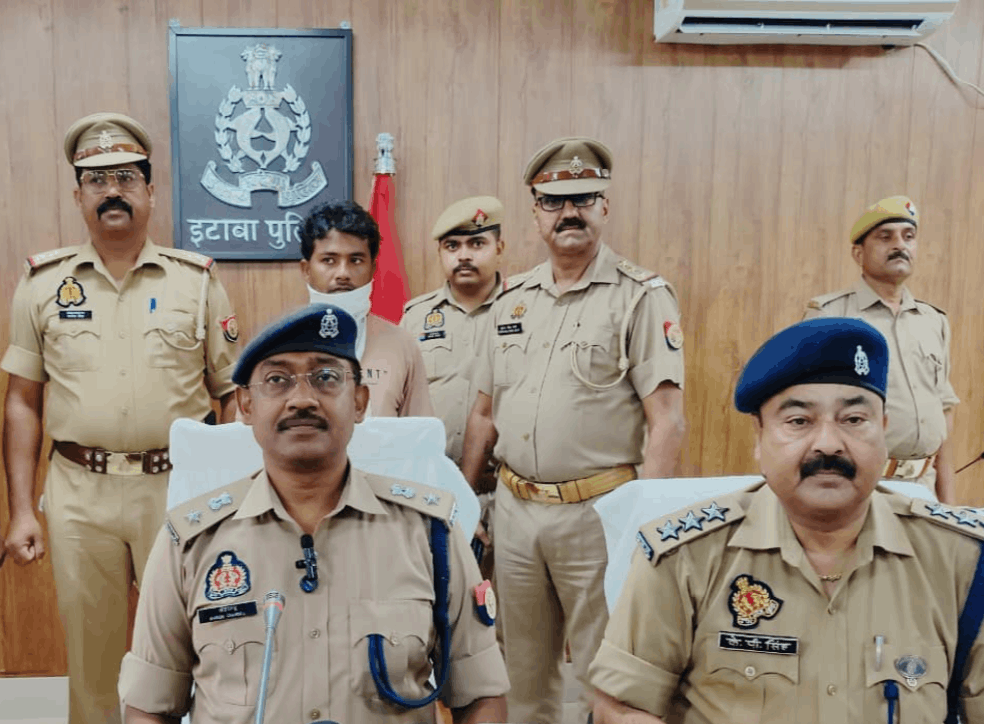 Etawah: Accused Arrested for Stealing Cash and Jewellery from Car at Highway Food Plaza