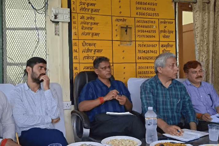 Sitapur: Plywood Manufacturers Raise Voice Over Poor Power Supply in Tambaur, Submit Memorandum