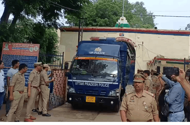 Ali Ahmad Granted Parole to Attend Brother Aban’s Funeral, Leaves for Prayagraj Under Tight Security