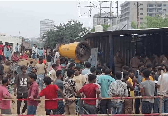 Three Workers Killed After Shuttering Collapse at Under-Construction Omaxe Courtyard Mall in Vrindavan